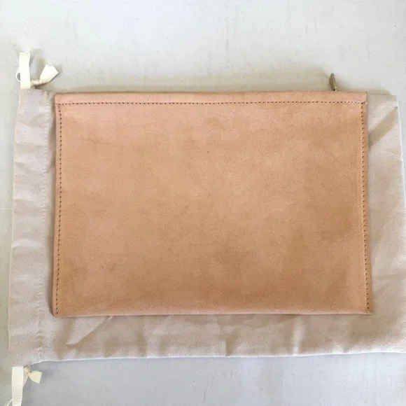 Aerin quiet luxury minimalist suede zip clutch pouch in neutral Sand - Picture 5 of 11